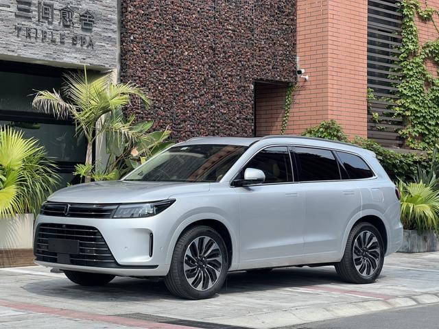 问界M7