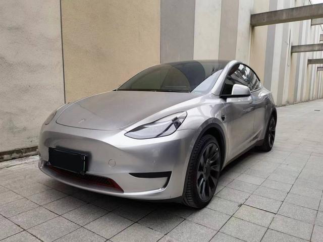 特斯拉Model Y